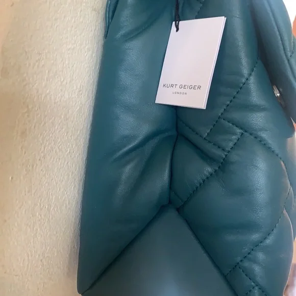 Kurt Geiger London Kensington XXL Kensington Soft Quilted Leather Shoulder - Picture 6 of 15